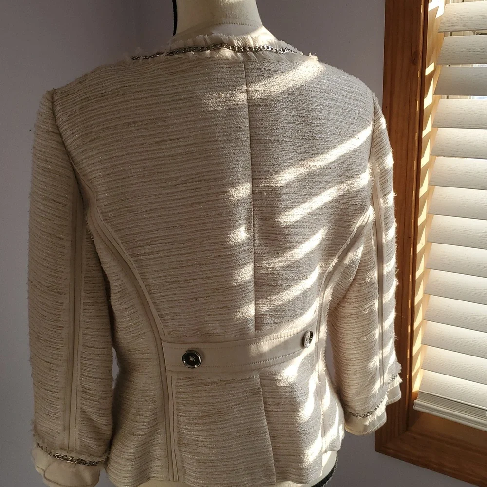 Jacket - Picture 6 of 7